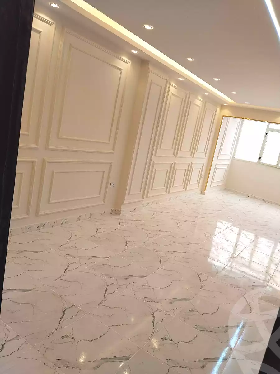 https://aqarmap.com.eg/ar/listing/6992559-for-sale-alexandria-al-agamy-el-hanouvel-abo-bakr-el-sedeek-st