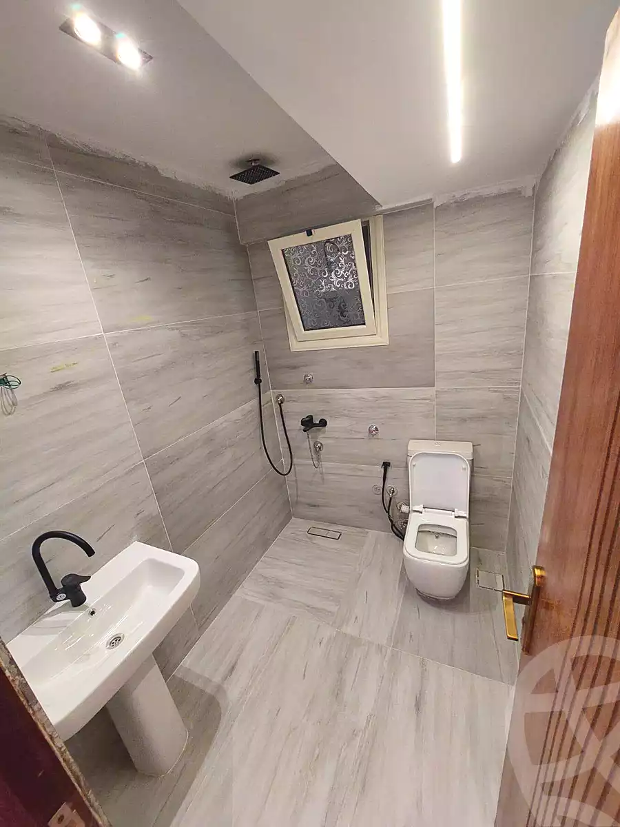 https://aqarmap.com.eg/ar/listing/6992779-for-sale-alexandria-el-asafra-l-sfr-bhry-el-geish-rd