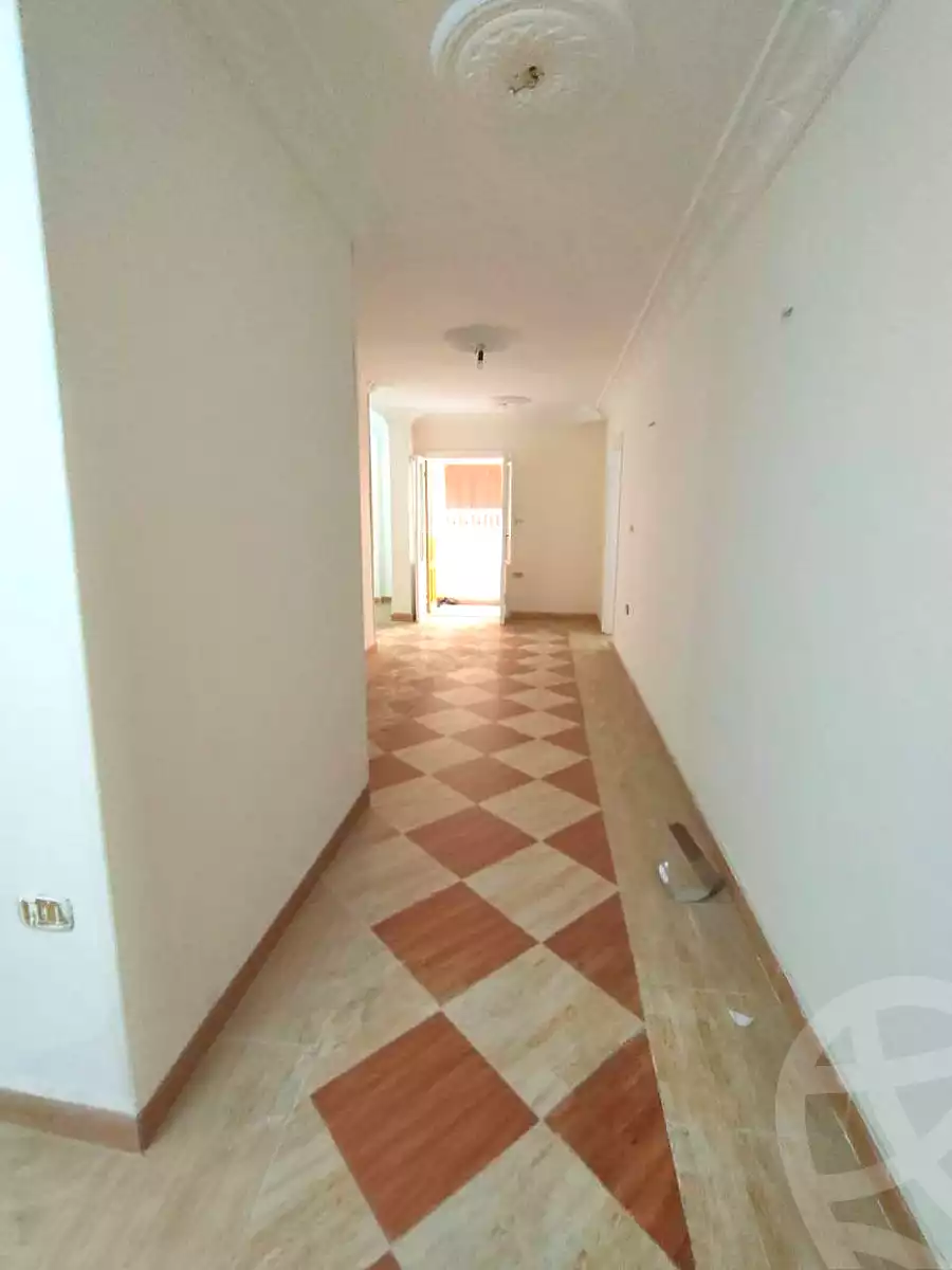 https://aqarmap.com.eg/ar/listing/6992807-for-sale-alexandria-al-agamy-lbytsh-el-saleheen-mosque-st