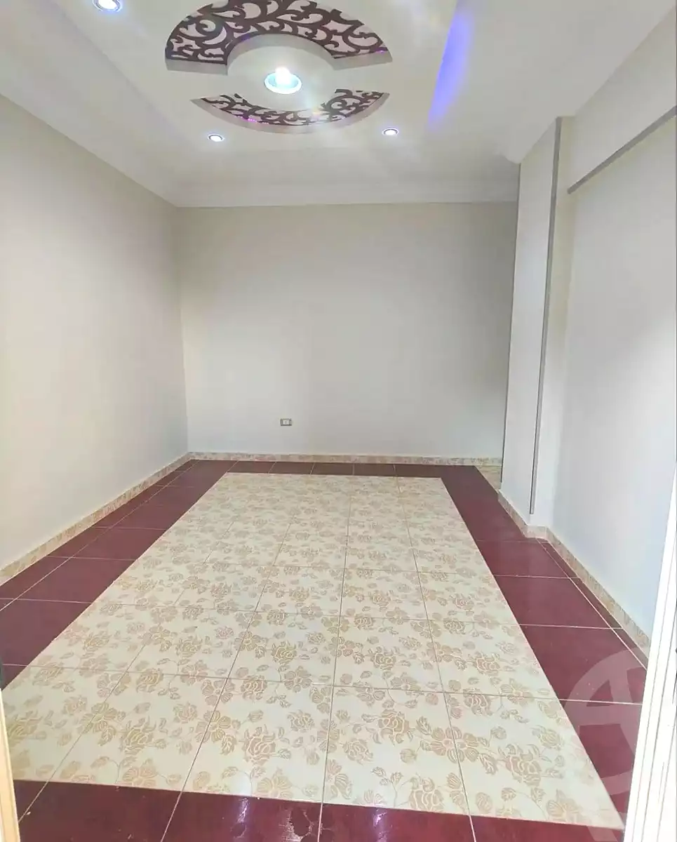 https://aqarmap.com.eg/ar/listing/6993029-for-sale-alexandria-el-asafra-l-sfr-bhry-el-geish-rd