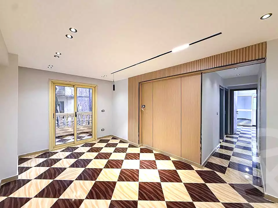https://aqarmap.com.eg/ar/listing/6993047-for-sale-alexandria-sydy-bshr-sydy-bshr-bhry-shr-khld-bn-lwlyd