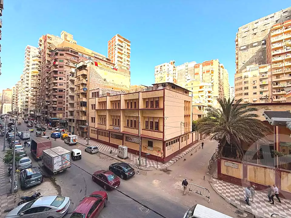https://aqarmap.com.eg/ar/listing/6993047-for-sale-alexandria-sydy-bshr-sydy-bshr-bhry-shr-khld-bn-lwlyd