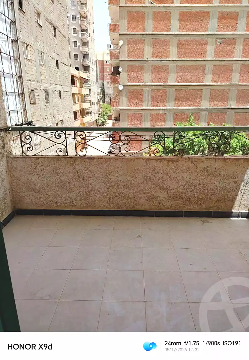 https://aqarmap.com.eg/ar/listing/6993189-for-sale-alexandria-al-agamy-lbytsh-shahr-al-assal-st