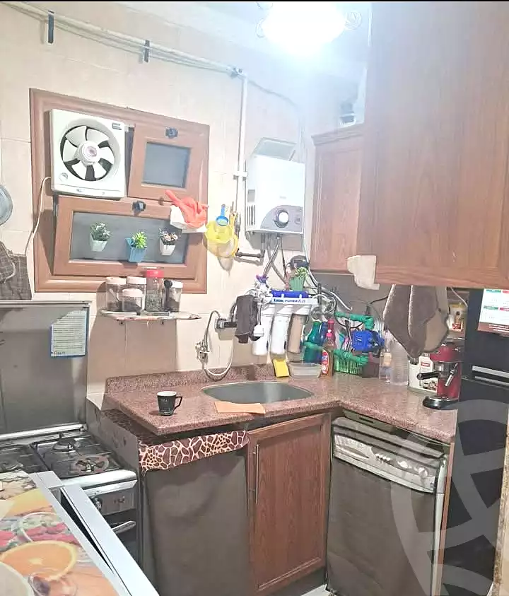 https://aqarmap.com.eg/ar/listing/6993375-for-sale-alexandria-sydy-bshr-sydy-bshr-bhry-shr-mhmd-njyb