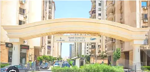https://aqarmap.com.eg/ar/listing/6989513-for-sale-cairo-el-maadi-zahraa-el-maadi-zahraa-el-maadi-st