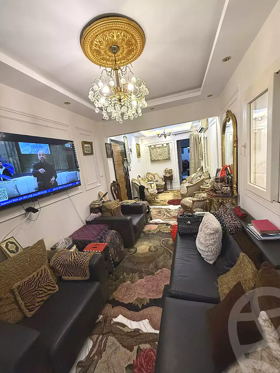 https://aqarmap.com.eg/ar/listing/6993539-for-sale-alexandria-sydy-bshr-sydy-bshr-bhry-mohamed-el-srafi-st.