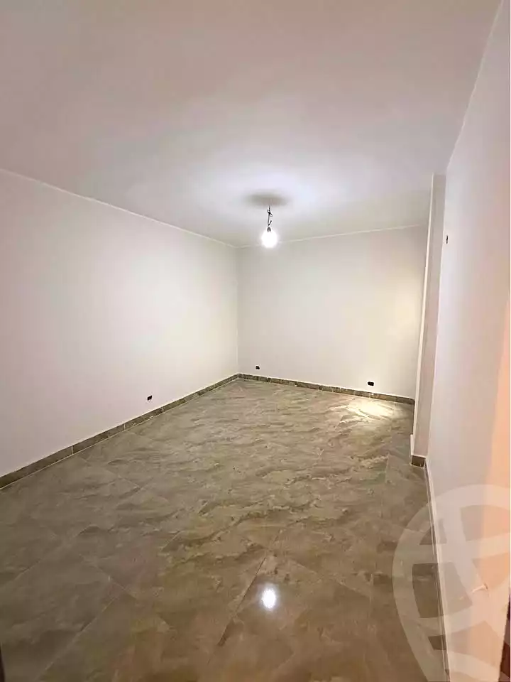 https://aqarmap.com.eg/en/listing/6993674-for-sale-alexandria-sydy-bshr-sydy-bshr-bhry-street-16