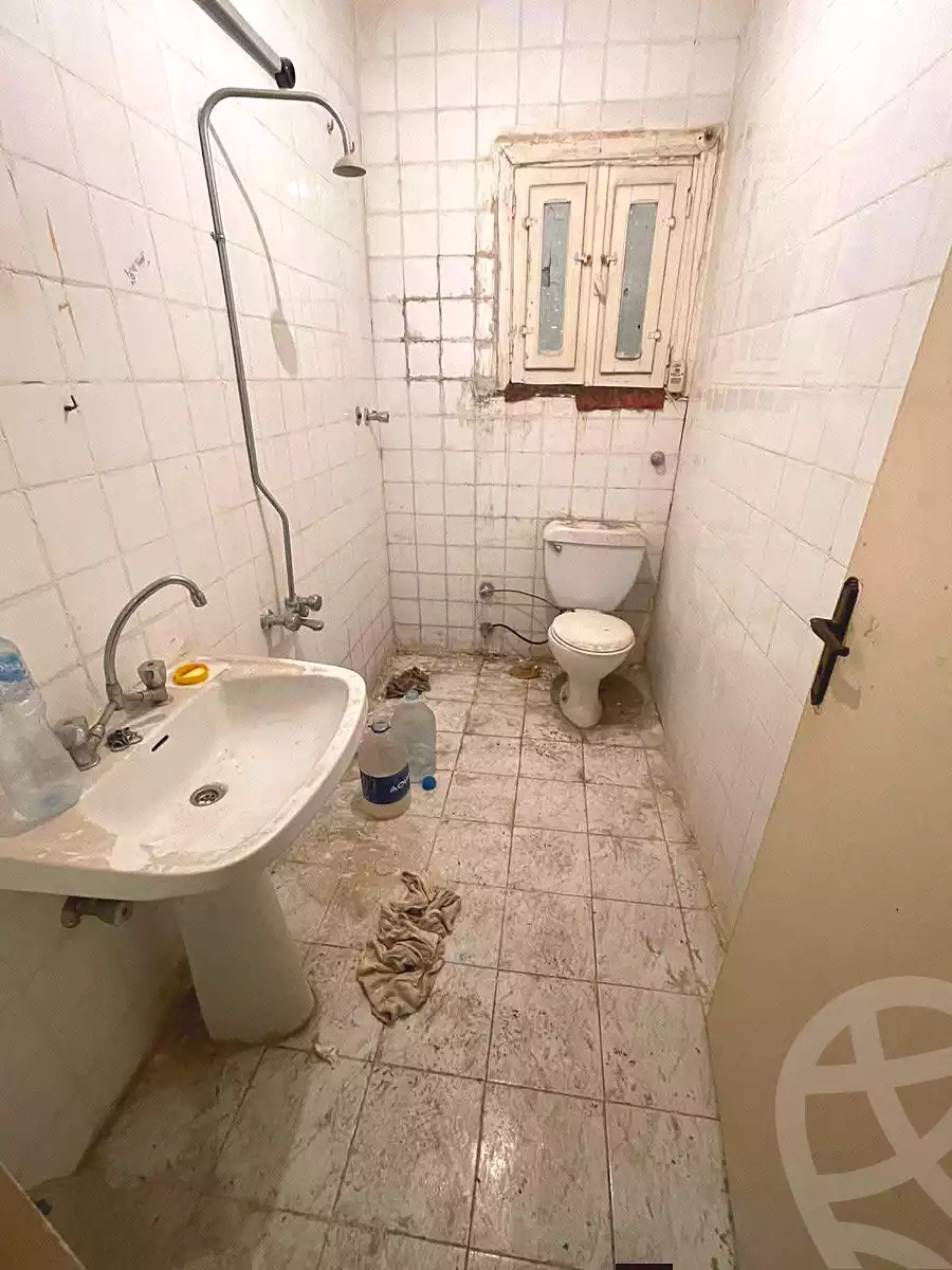 https://aqarmap.com.eg/ar/listing/6993860-for-sale-alexandria-al-agamy-lbytsh-al-andalous-wa-al-hgaz-st
