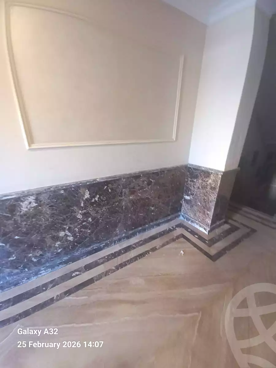 https://aqarmap.com.eg/ar/listing/6993901-for-sale-cairo-new-cairo-compounds-kmbwnd-ldf-lwtny