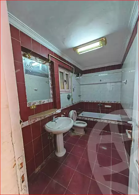https://aqarmap.com.eg/en/listing/6994030-for-sale-cairo-helwan-helwan-el-sharkeya-khesro-basha-st