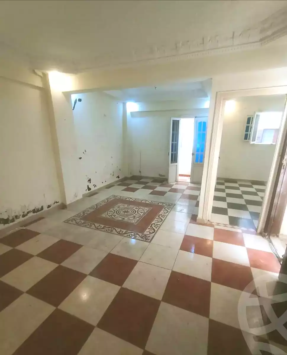 https://aqarmap.com.eg/en/listing/6994671-for-sale-alexandria-lsywf-el-falki
