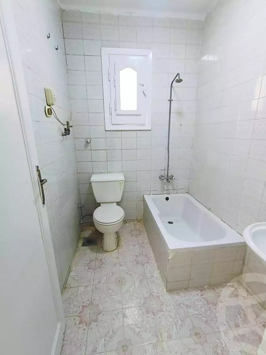 https://aqarmap.com.eg/ar/listing/6994962-for-sale-alexandria-al-agamy-shataa-el-nakheel