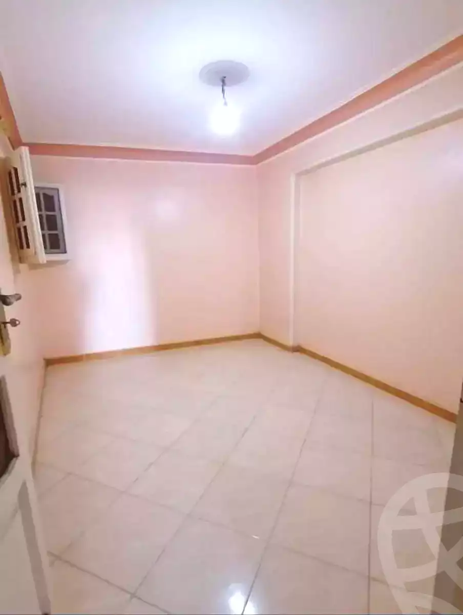https://aqarmap.com.eg/ar/listing/6995020-for-rent-alexandria-el-asafra-l-sfr-bhry