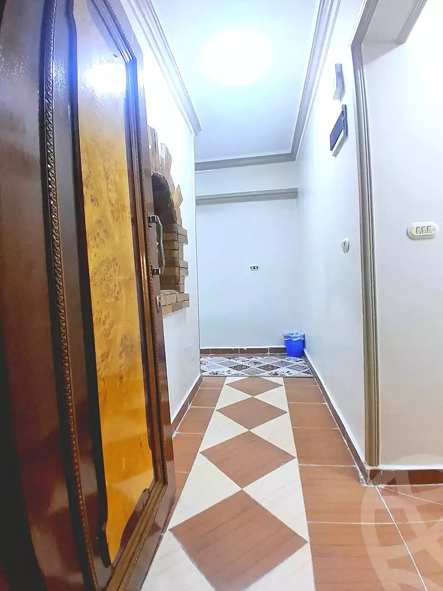 https://aqarmap.com.eg/ar/listing/6995031-for-sale-alexandria-el-asafra-l-sfr-bhry