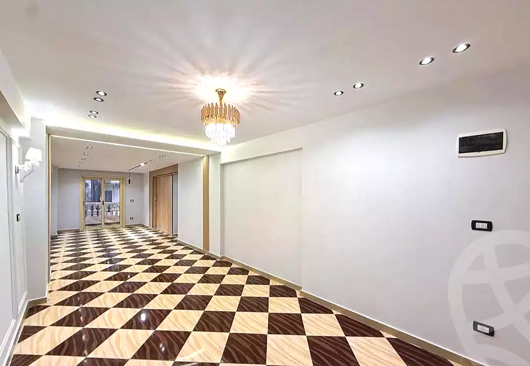https://aqarmap.com.eg/ar/listing/6995069-for-sale-alexandria-sydy-bshr-sydy-bshr-bhry-shr-khld-bn-lwlyd