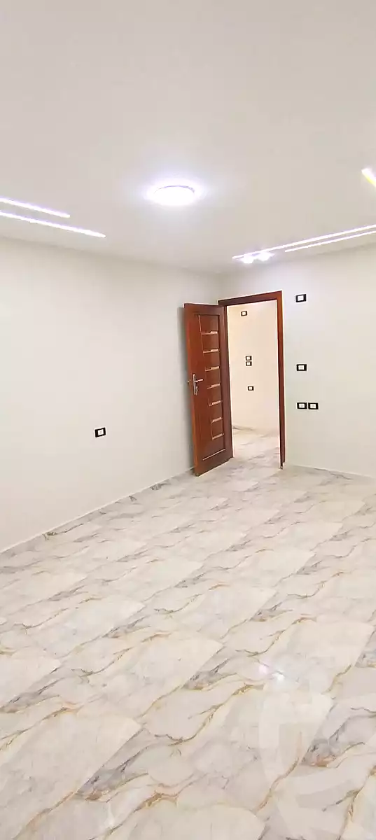 https://aqarmap.com.eg/ar/listing/6995178-for-sale-cairo-elnozha-Streettt-27