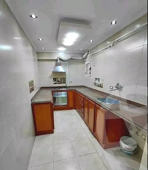 https://aqarmap.com.eg/ar/listing/6995357-for-sale-alexandria-sydy-bshr-sydy-bshr-bhry-street-15