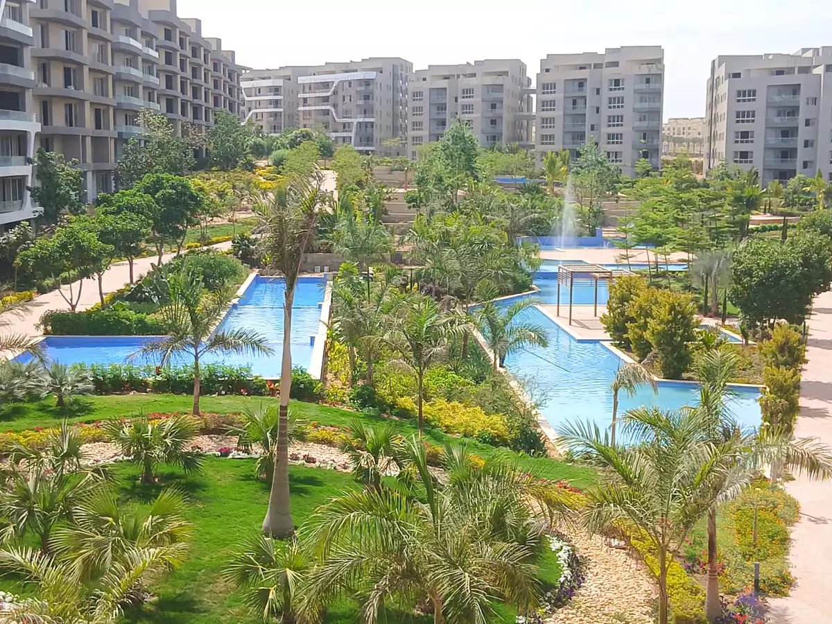 https://aqarmap.com.eg/ar/listing/6995478-for-sale-cairo-new-cairo-lmstqbl-syty-compounds-zyzyny-lmstqbl-rdk-llttwyr