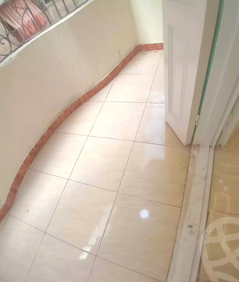 https://aqarmap.com.eg/ar/listing/6996073-for-sale-alexandria-sydy-bshr-sydy-bshr-bhry-shr-khld-bn-lwlyd