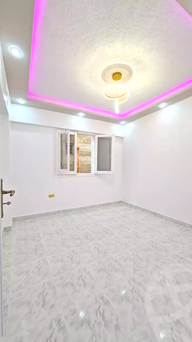 https://aqarmap.com.eg/ar/listing/6996256-for-sale-alexandria-al-agamy-shataa-el-nakheel