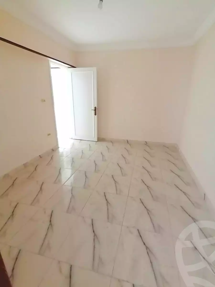 https://aqarmap.com.eg/en/listing/6996304-for-rent-alexandria-el-mandara-alex-el-mandara-bahri