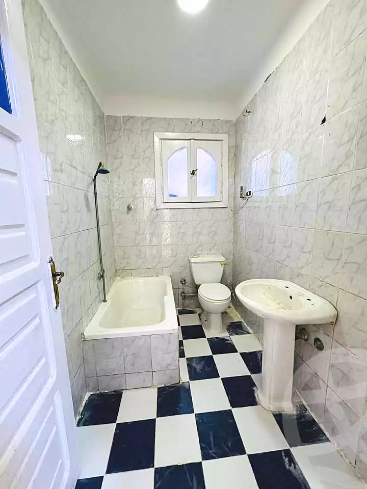 https://aqarmap.com.eg/ar/listing/6996413-for-sale-alexandria-al-agamy-shataa-el-nakheel