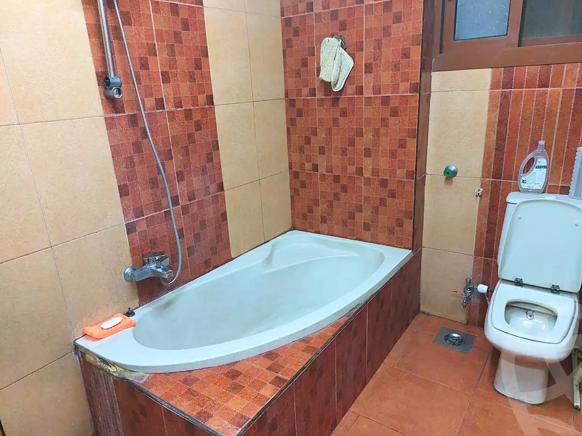 https://aqarmap.com.eg/ar/listing/6996457-for-sale-cairo-helwan-sherif-st