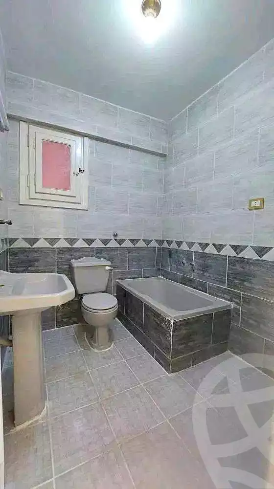 https://aqarmap.com.eg/ar/listing/6996520-for-sale-alexandria-al-agamy-shataa-el-nakheel