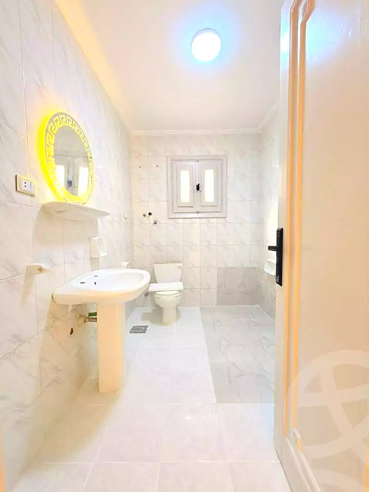 https://aqarmap.com.eg/ar/listing/6996565-for-sale-alexandria-al-agamy-shataa-el-nakheel