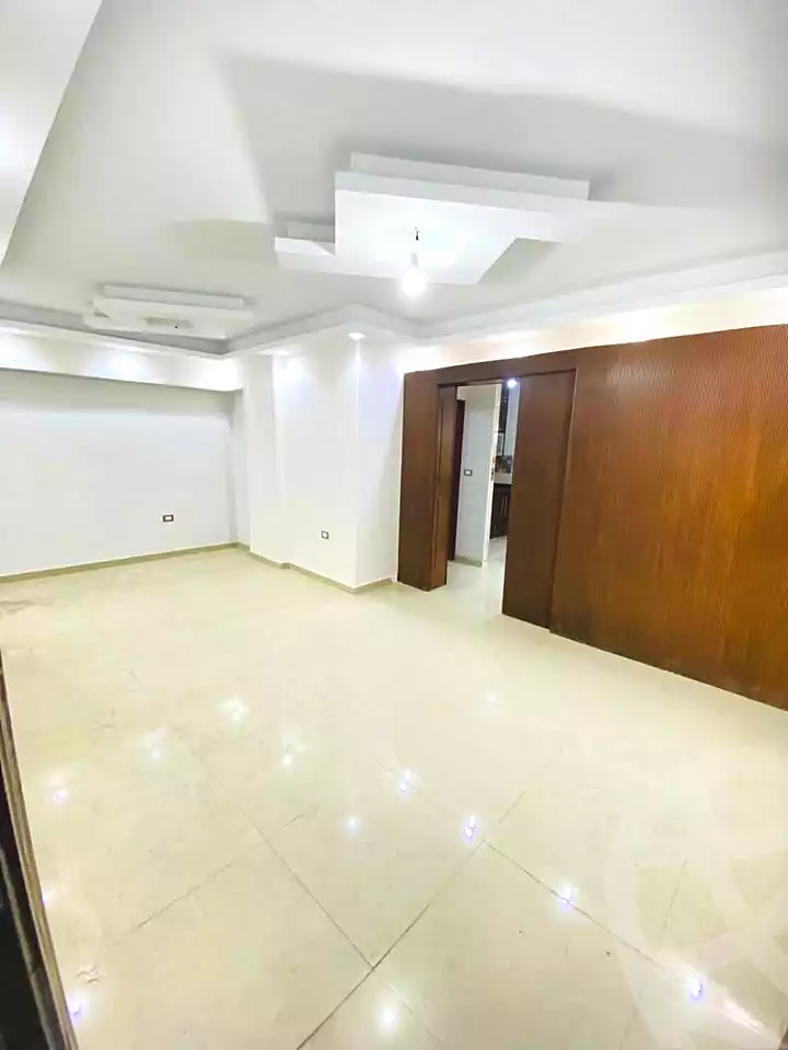 https://aqarmap.com.eg/ar/listing/6996583-for-sale-alexandria-el-mandara-alex-el-mandara-bahri-sidi-kamal-st