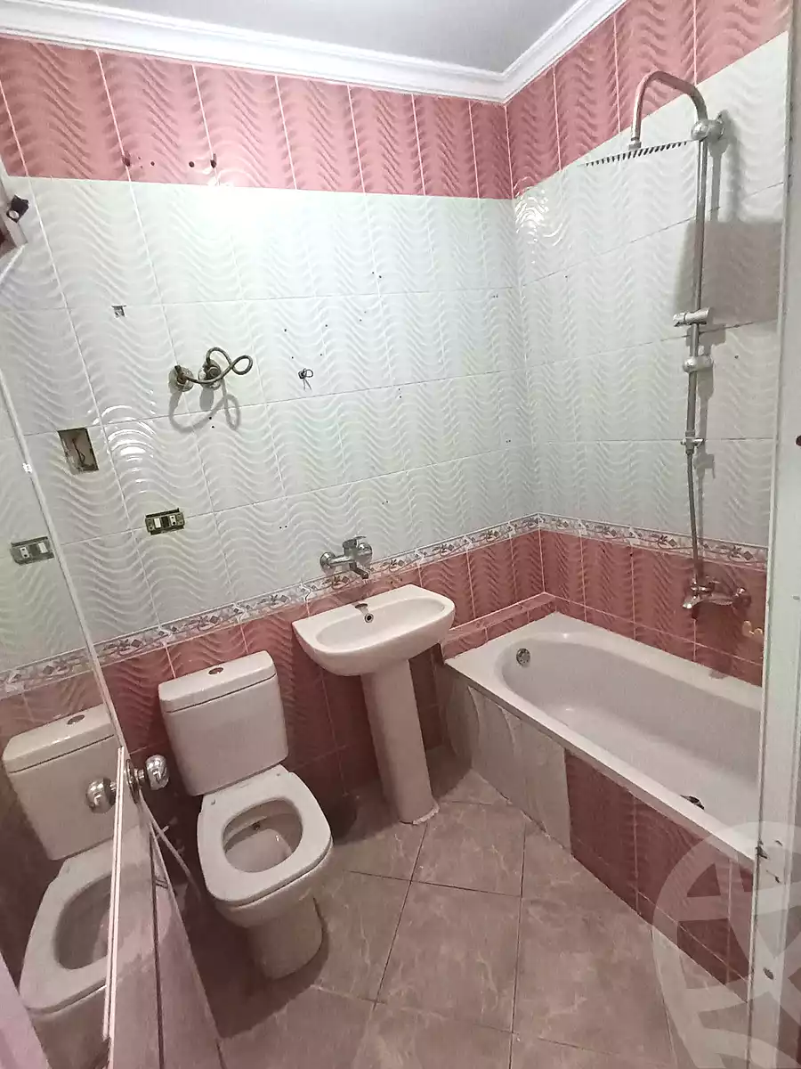 https://aqarmap.com.eg/ar/listing/6996790-for-sale-alexandria-lsywf-el-falki