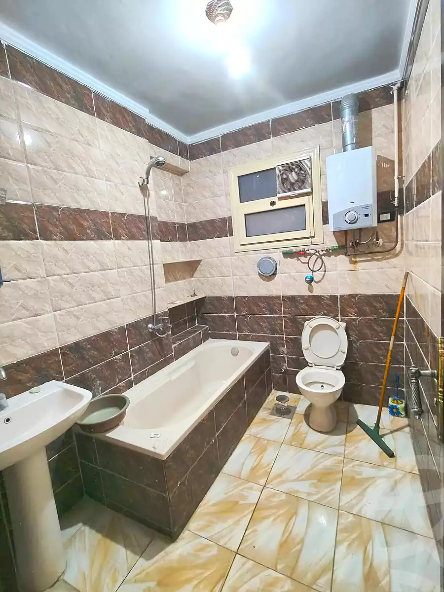 https://aqarmap.com.eg/ar/listing/6996898-for-sale-alexandria-el-asafra-menaa-aghadir-st