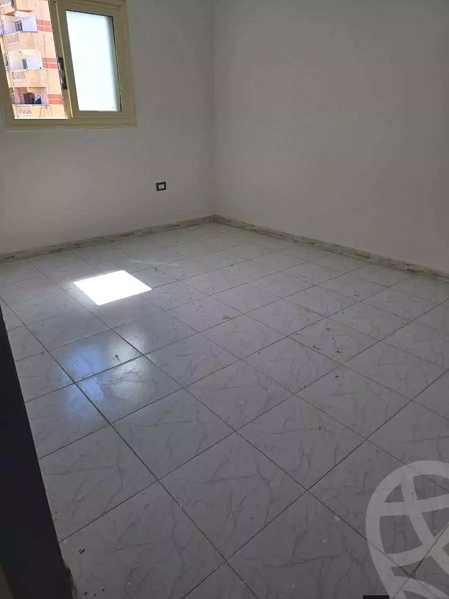 https://aqarmap.com.eg/ar/listing/6996960-for-sale-alexandria-al-agamy-lbytsh-el-hay-st
