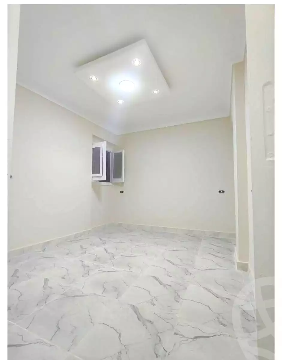 https://aqarmap.com.eg/ar/listing/6997305-for-sale-alexandria-al-agamy-el-hanouvel-al-haded-we-al-soulb-st