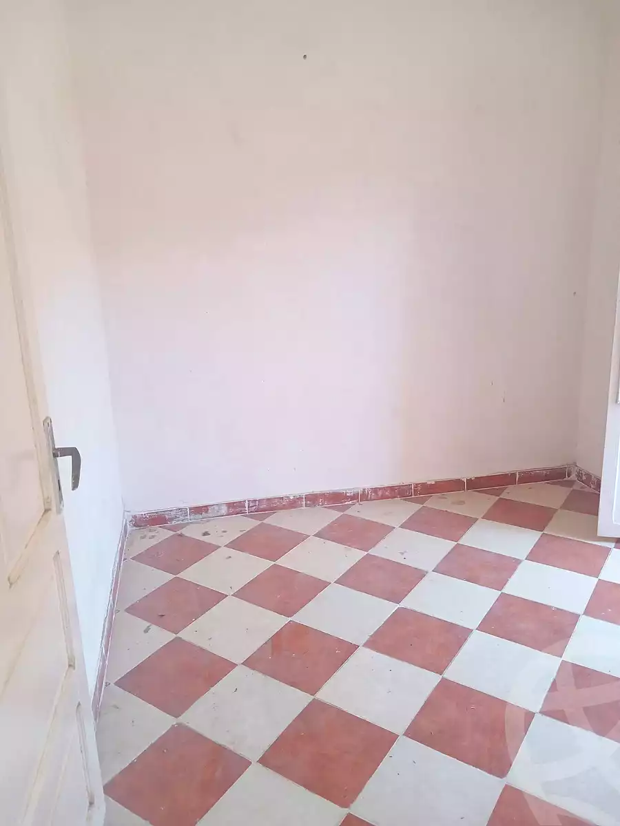 https://aqarmap.com.eg/en/listing/6997377-for-sale-alexandria-al-agamy-el-hanouvel