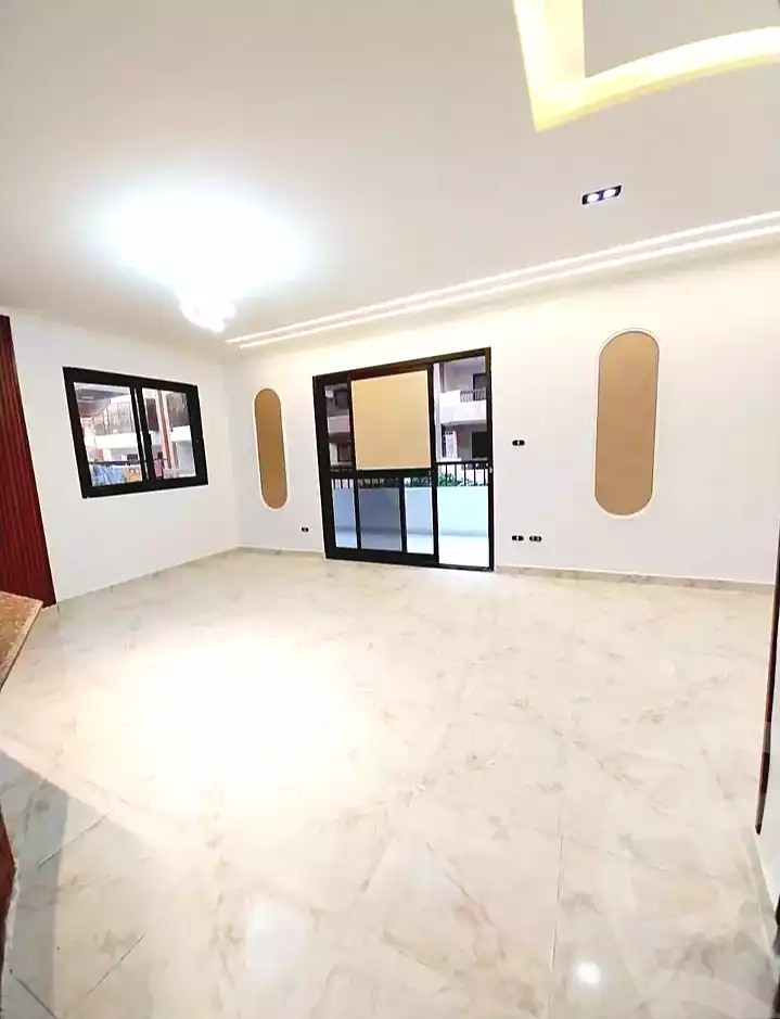https://aqarmap.com.eg/ar/listing/6997474-for-sale-alexandria-al-agamy-shataa-el-nakheel
