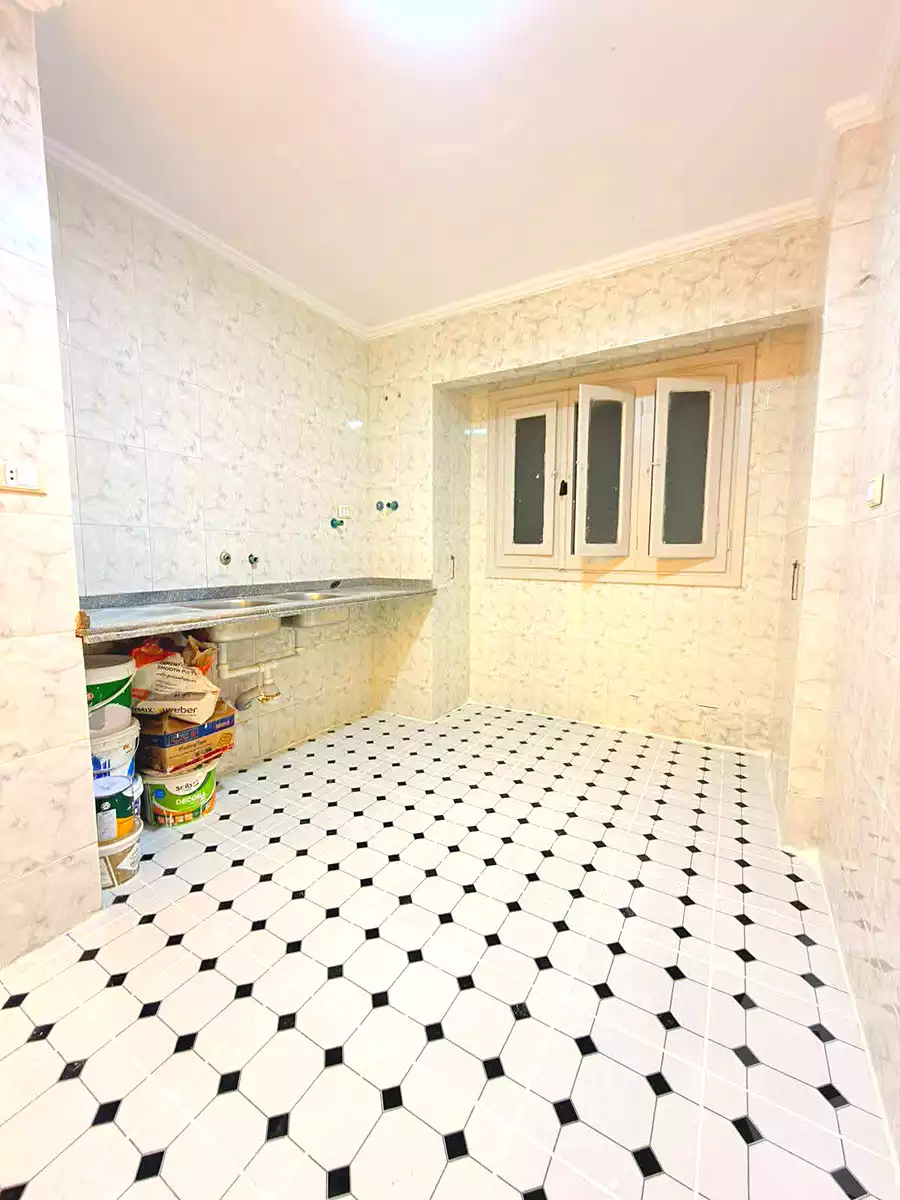 https://aqarmap.com.eg/en/listing/6997481-for-sale-alexandria-al-agamy-shataa-el-nakheel