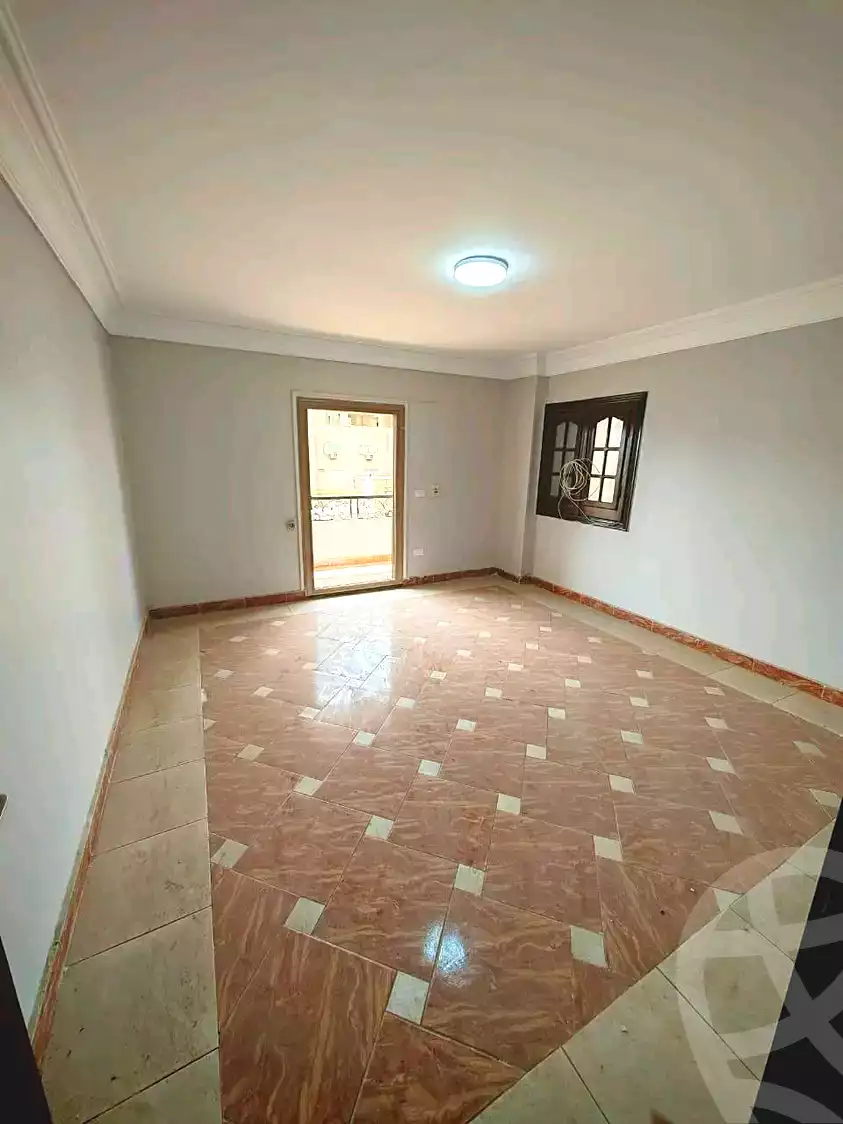 https://aqarmap.com.eg/en/listing/6997533-for-sale-cairo-helwan-ahmed-enci-st