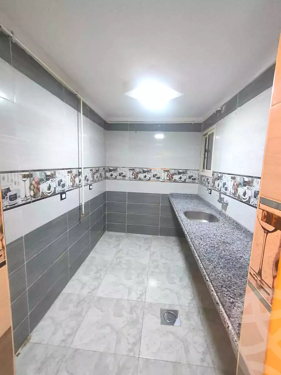 https://aqarmap.com.eg/ar/listing/6997989-for-sale-alexandria-lsywf-el-falki