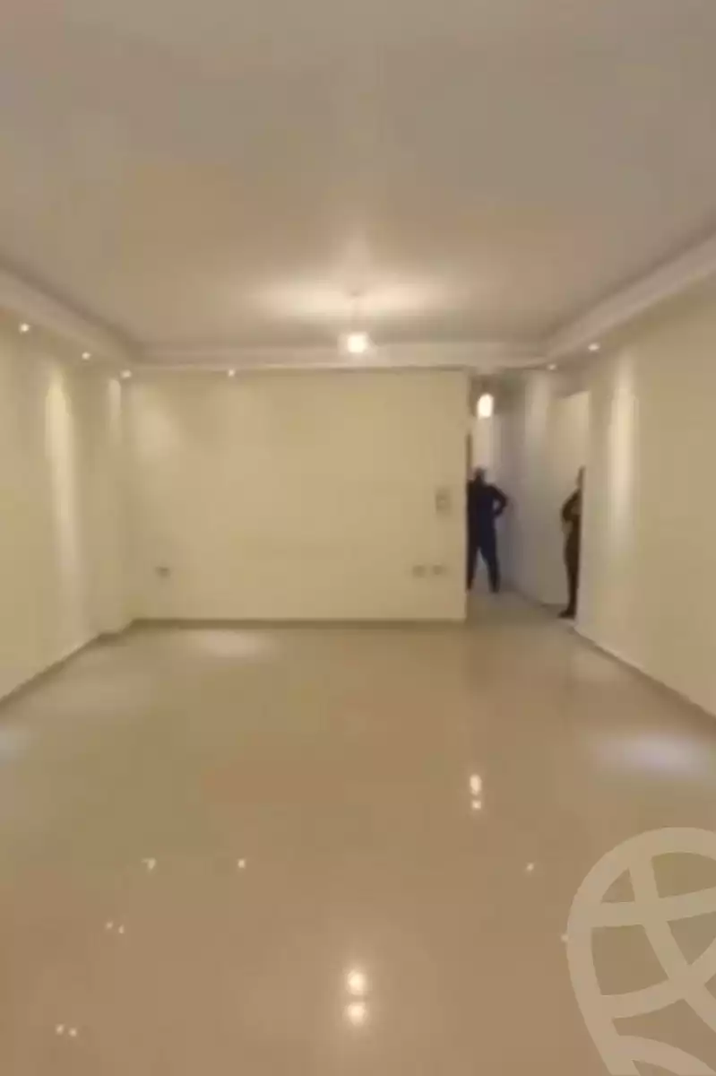 https://aqarmap.com.eg/en/listing/6998015-for-sale-cairo-ain-shams-ahmed-esmat-st
