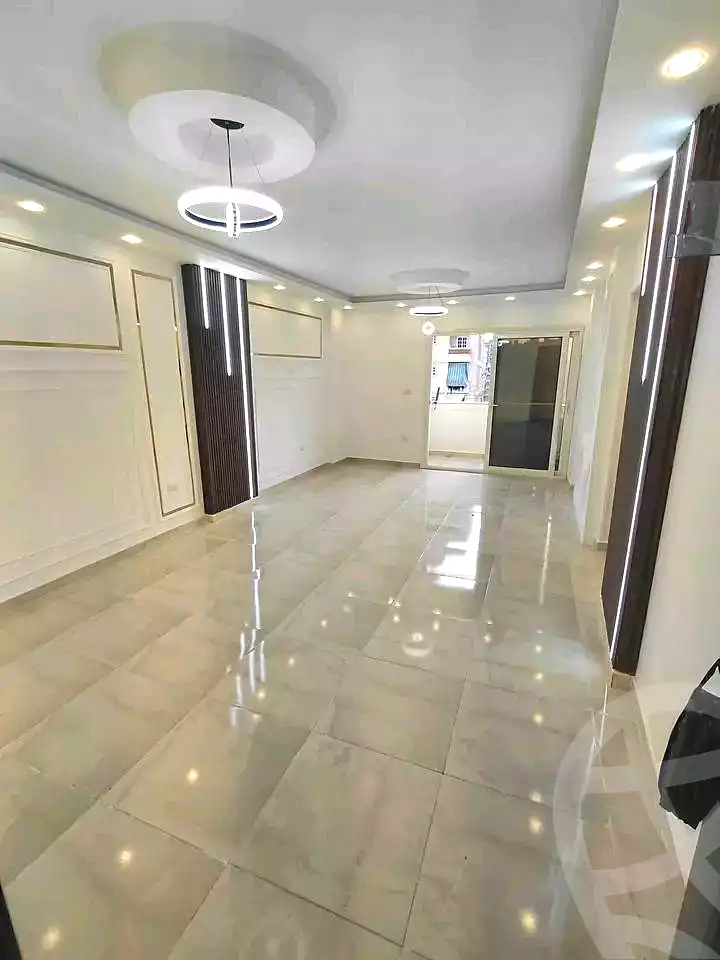 https://aqarmap.com.eg/ar/listing/6998110-for-sale-alexandria-miami-shr-jml-bd-lnsr