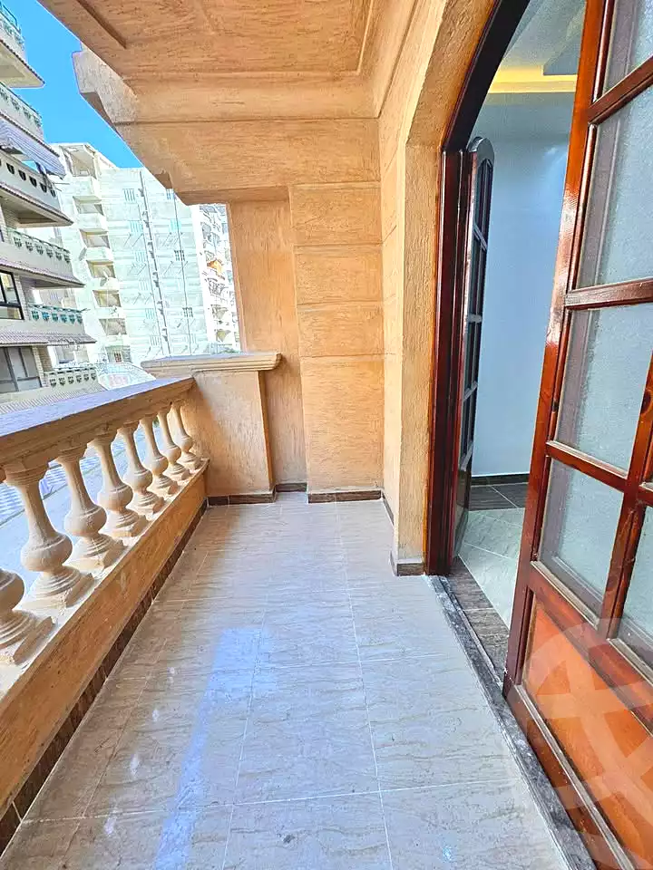 https://aqarmap.com.eg/ar/listing/6998271-for-sale-alexandria-al-agamy-shataa-el-nakheel