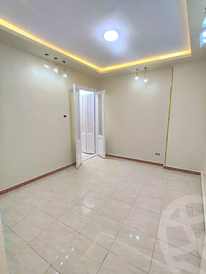 https://aqarmap.com.eg/ar/listing/6998329-for-sale-alexandria-sydy-bshr-sydy-bshr-bhry-shr-khld-bn-lwlyd