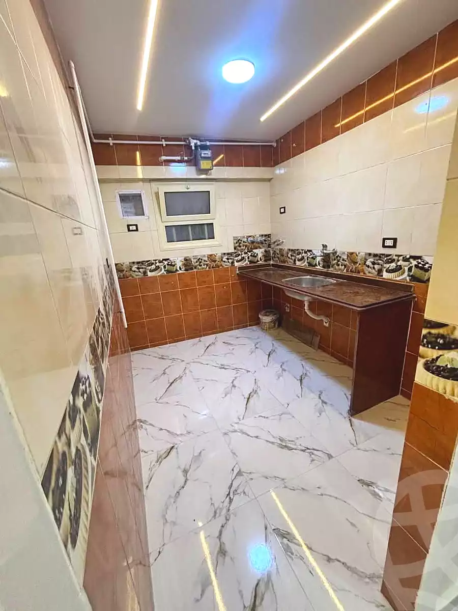 https://aqarmap.com.eg/ar/listing/6998364-for-sale-alexandria-sydy-bshr-sydy-bshr-bhry-amr-el-nogomy-st