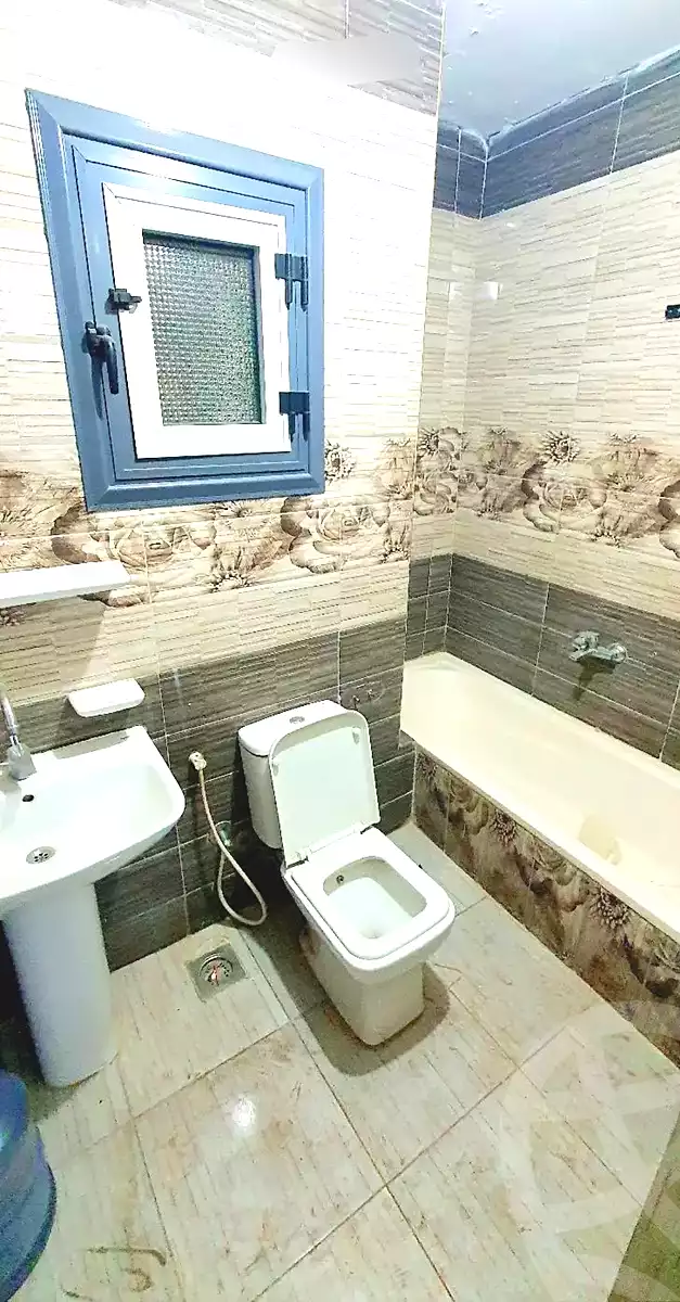 https://aqarmap.com.eg/en/listing/6998409-for-rent-alexandria-sydy-bshr-shr-mlk-hfny