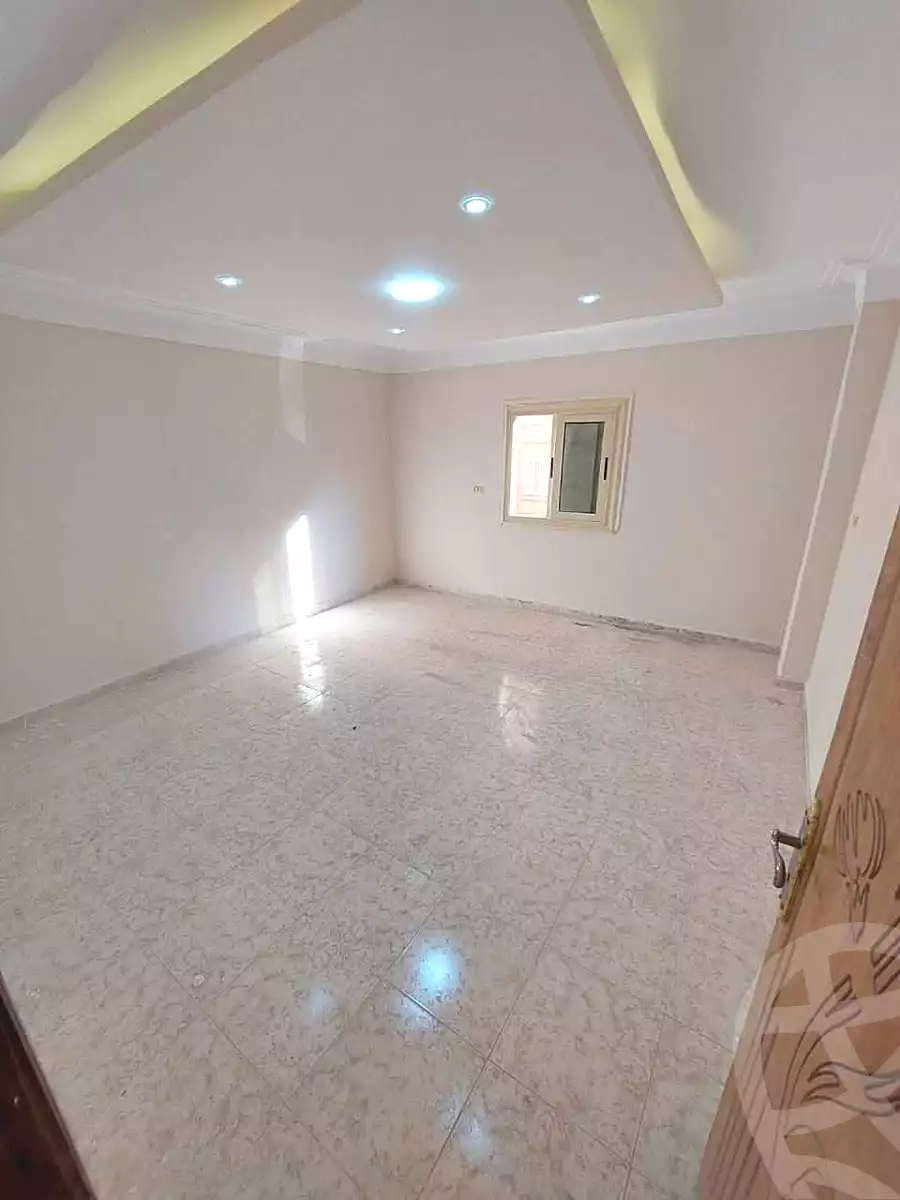 https://aqarmap.com.eg/ar/listing/6998548-for-sale-alexandria-sydy-bshr-sydy-bshr-bhry-shr-mhmwd-l-yswy