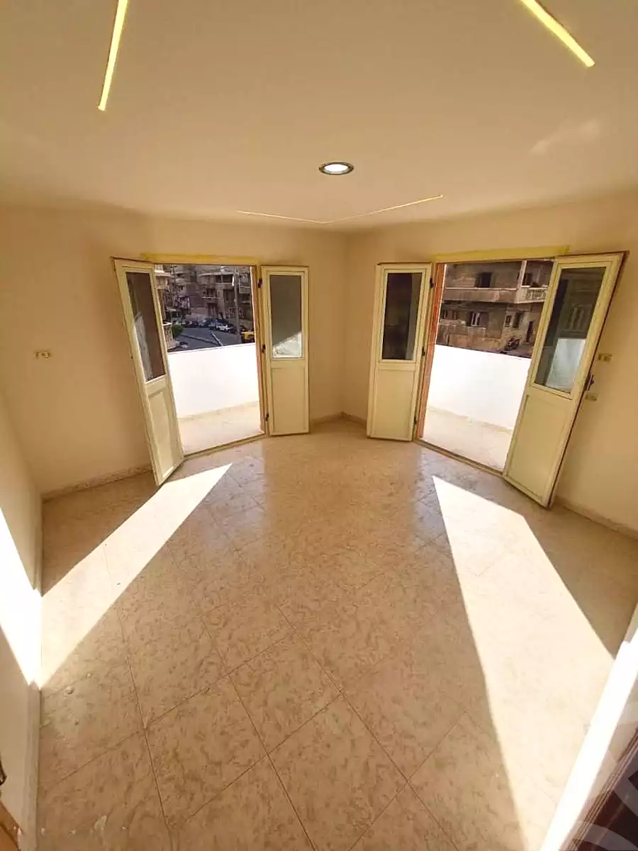 https://aqarmap.com.eg/ar/listing/6998548-for-sale-alexandria-sydy-bshr-sydy-bshr-bhry-shr-mhmwd-l-yswy