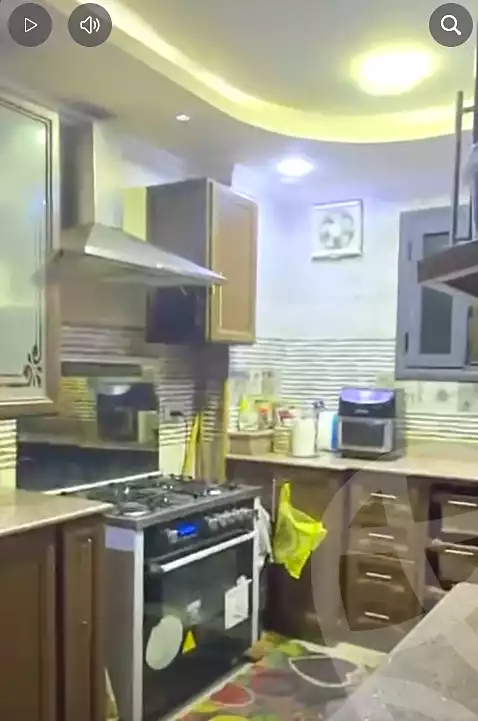 https://aqarmap.com.eg/en/listing/6998869-for-sale-cairo-helwan-helwan-el-sharkeya-heidar-st