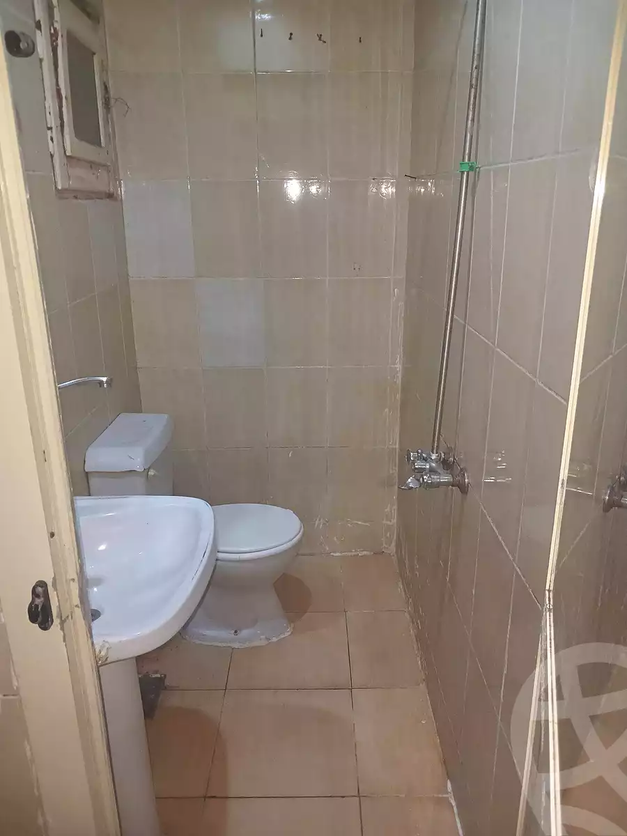 https://aqarmap.com.eg/ar/listing/6998775-for-sale-alexandria-al-agamy-el-hanouvel