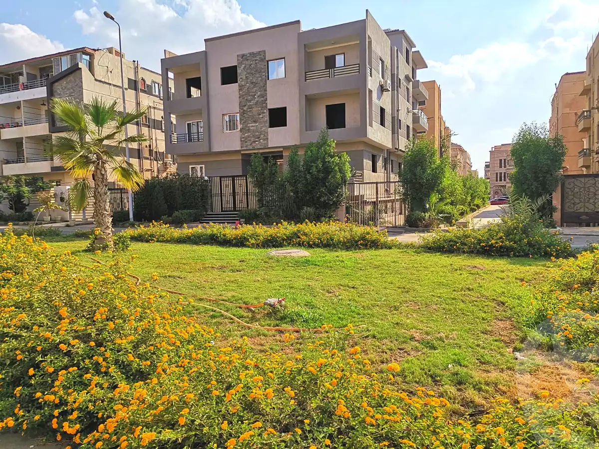 https://aqarmap.com.eg/en/listing/6999042-for-sale-cairo-el-sheikh-zayed-city-el-hay-elthamen-area-4